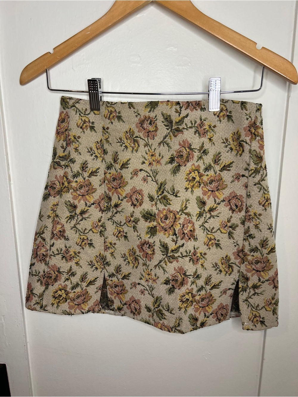Floral Tapestry Mini Skirt - Beige with Pink & Yellow Flowers